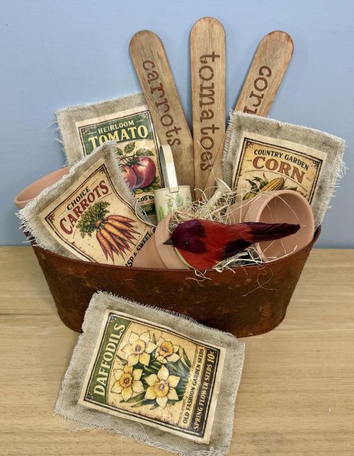 A Simple Rustic Garden DIY (With the Sweetest Little Seed Packets)